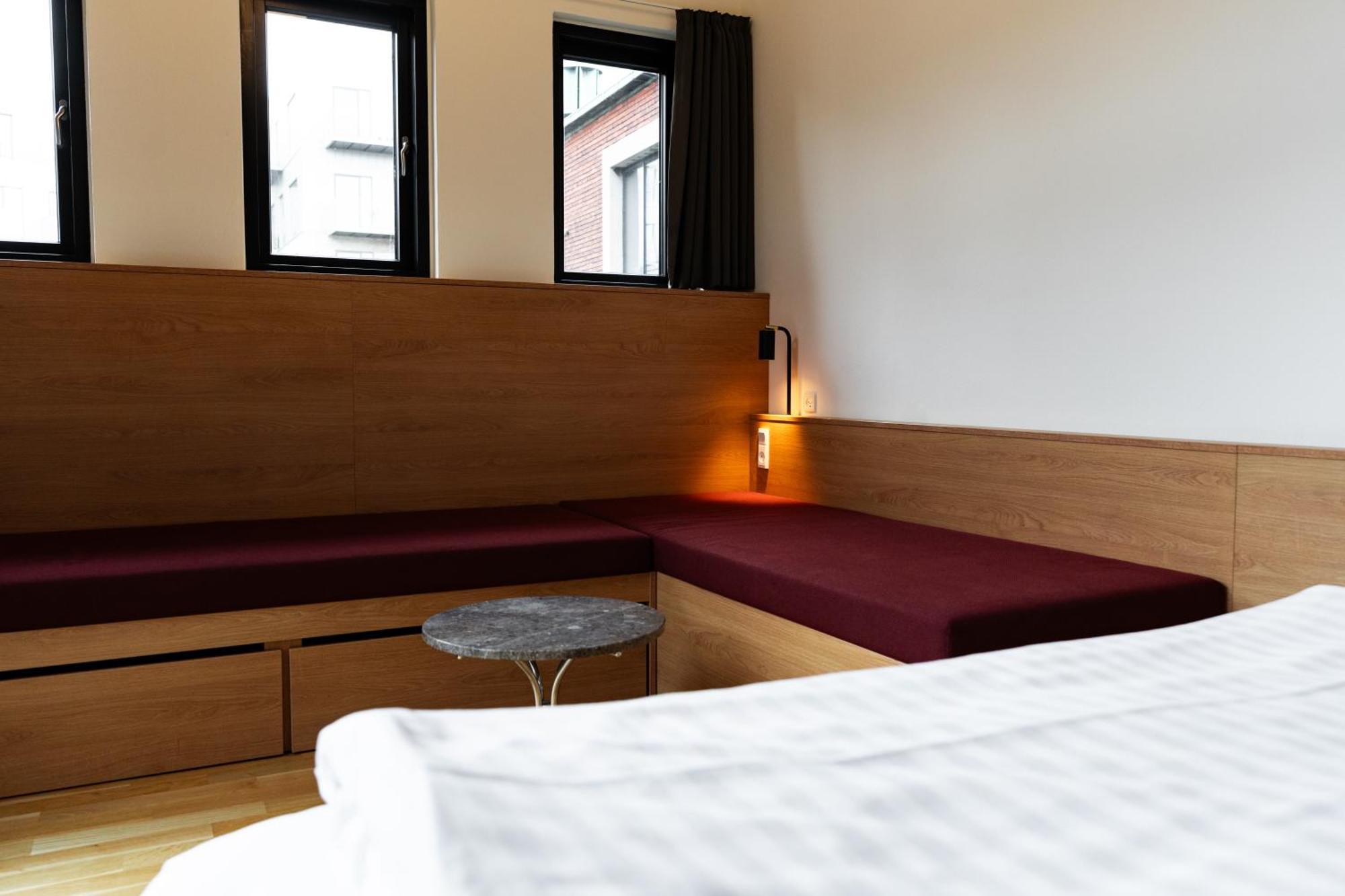 Roberta'S Society Aarhus Hostel Bagian luar foto